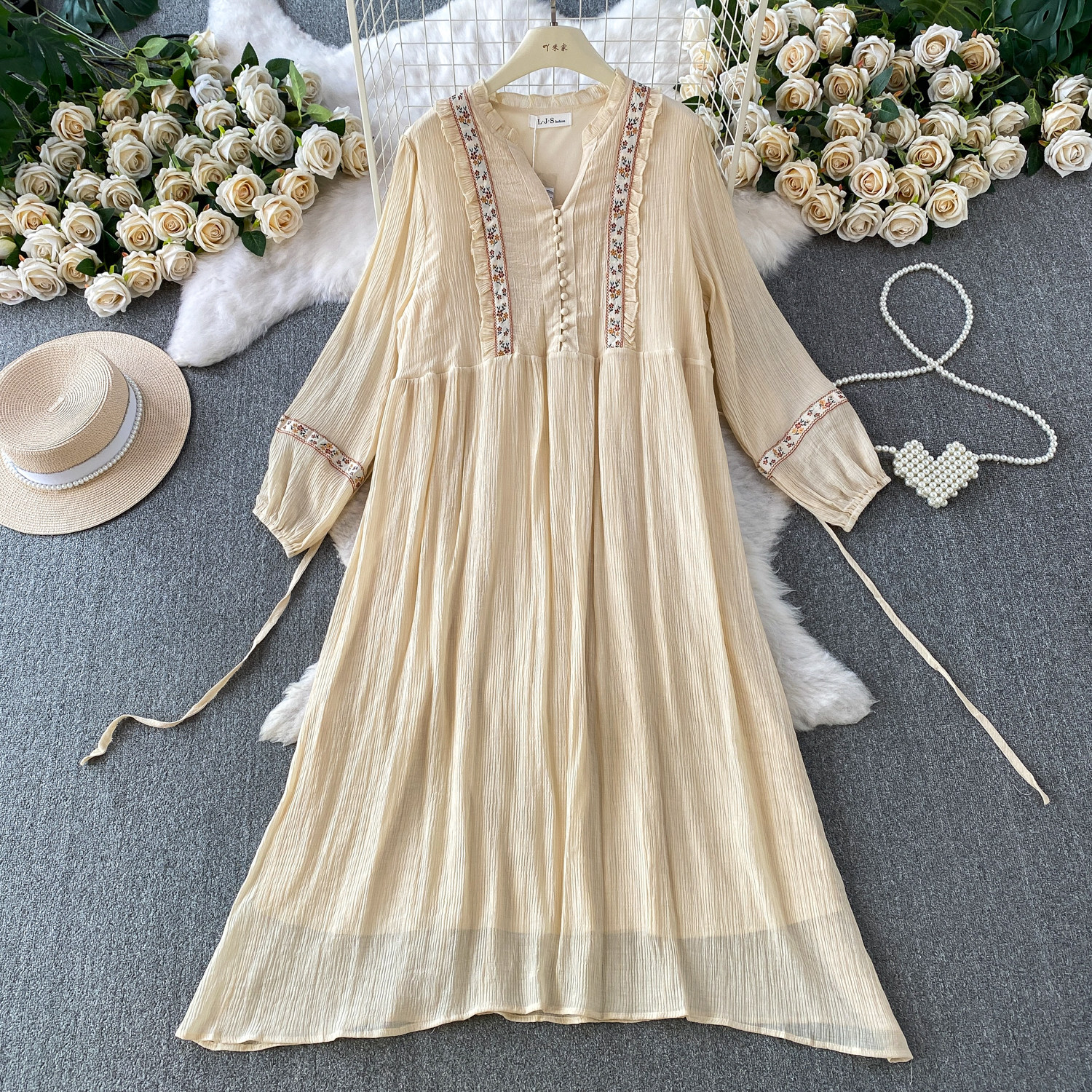 Womens Retro Embroidered Ruffle-Trim V-Neck Dress