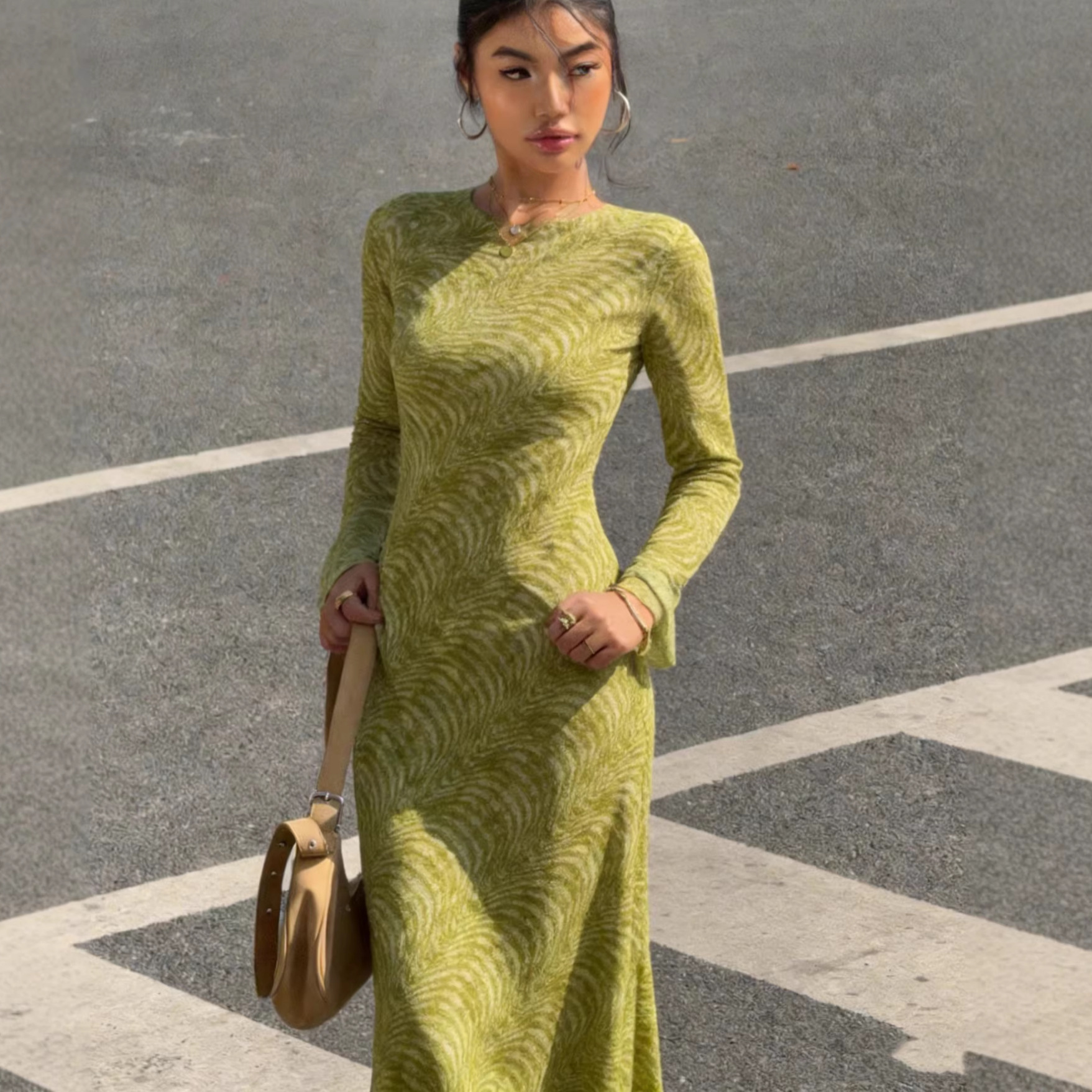 Womens Stylish High-end Figure-flattering Slimming Dress