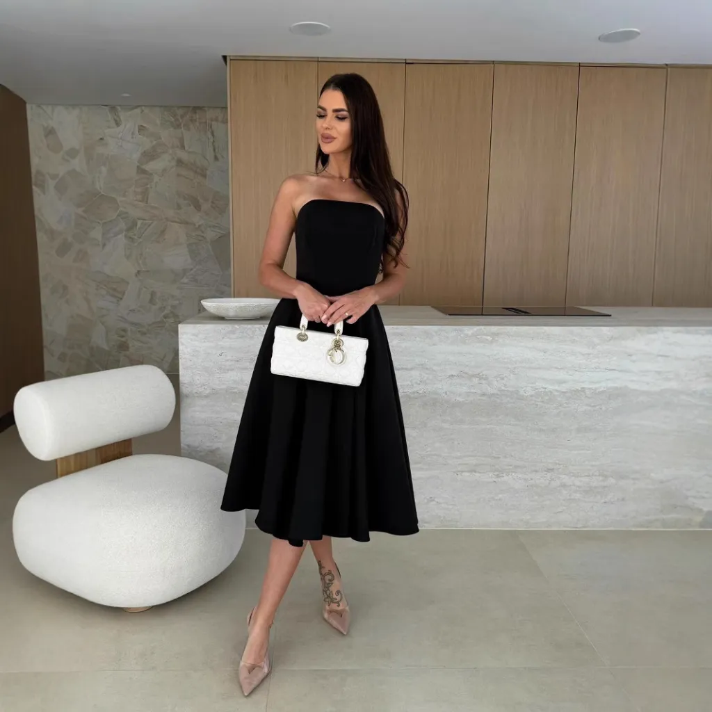 Womens Fashion Solid-Color Casual Low-Cut Dress - Black
