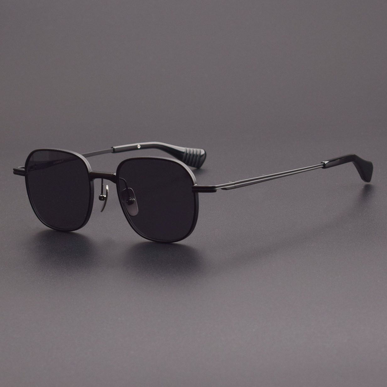 Black Sunglasses Dark Gray