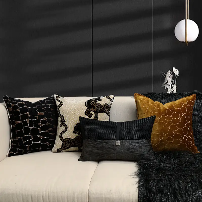High-end Sample Room Soft Furnishings Stitched Cushion And Throw Pillow