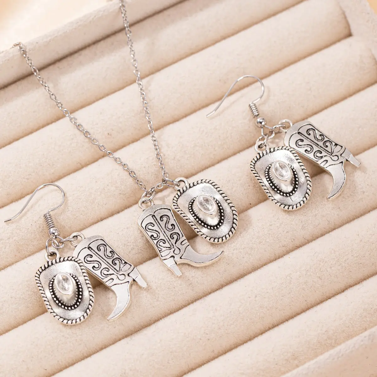 Womens High-heeled Cowboy Hat Necklace