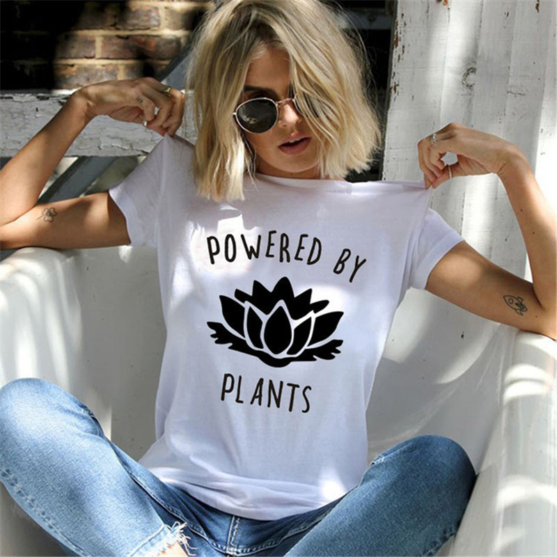 Title 2, T-shirt "Powered By Plants" pour un style de vi...