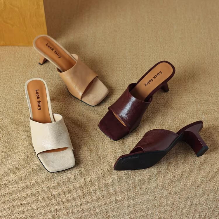 Retro Soft Sheepskin High-heeled Sandals