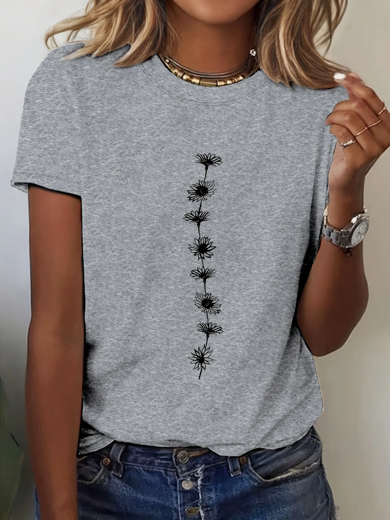 Women's Casual Sunflower-print T-shirt 6