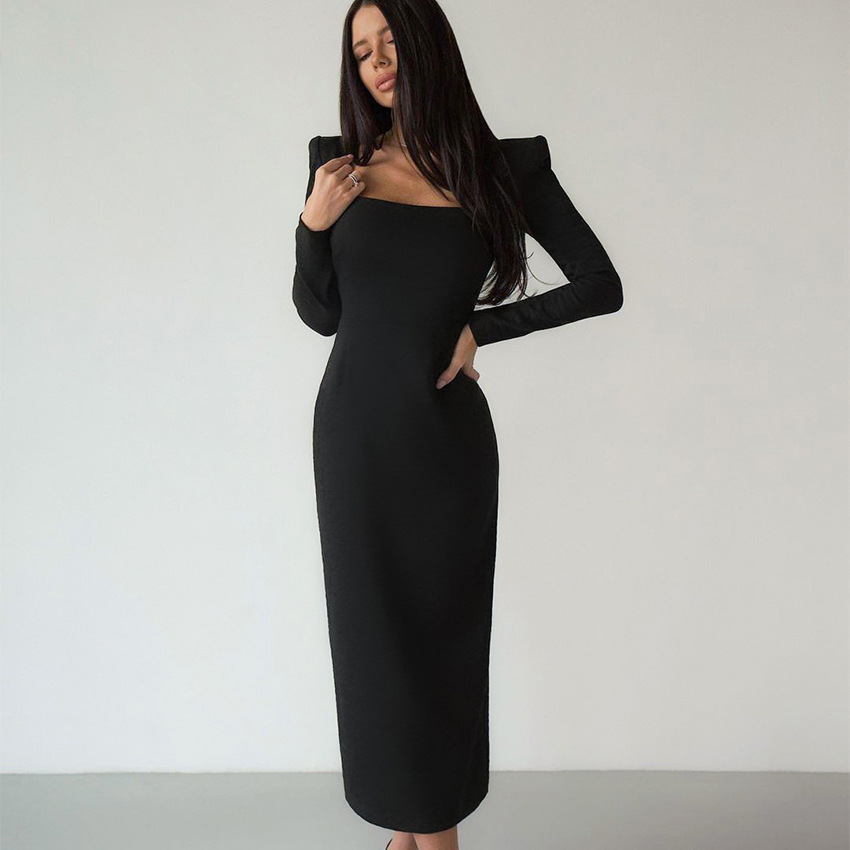 Long Skirt, Square Neck, Slim Fit, And Buttocks Wrapped Design With A Sense Of Dress