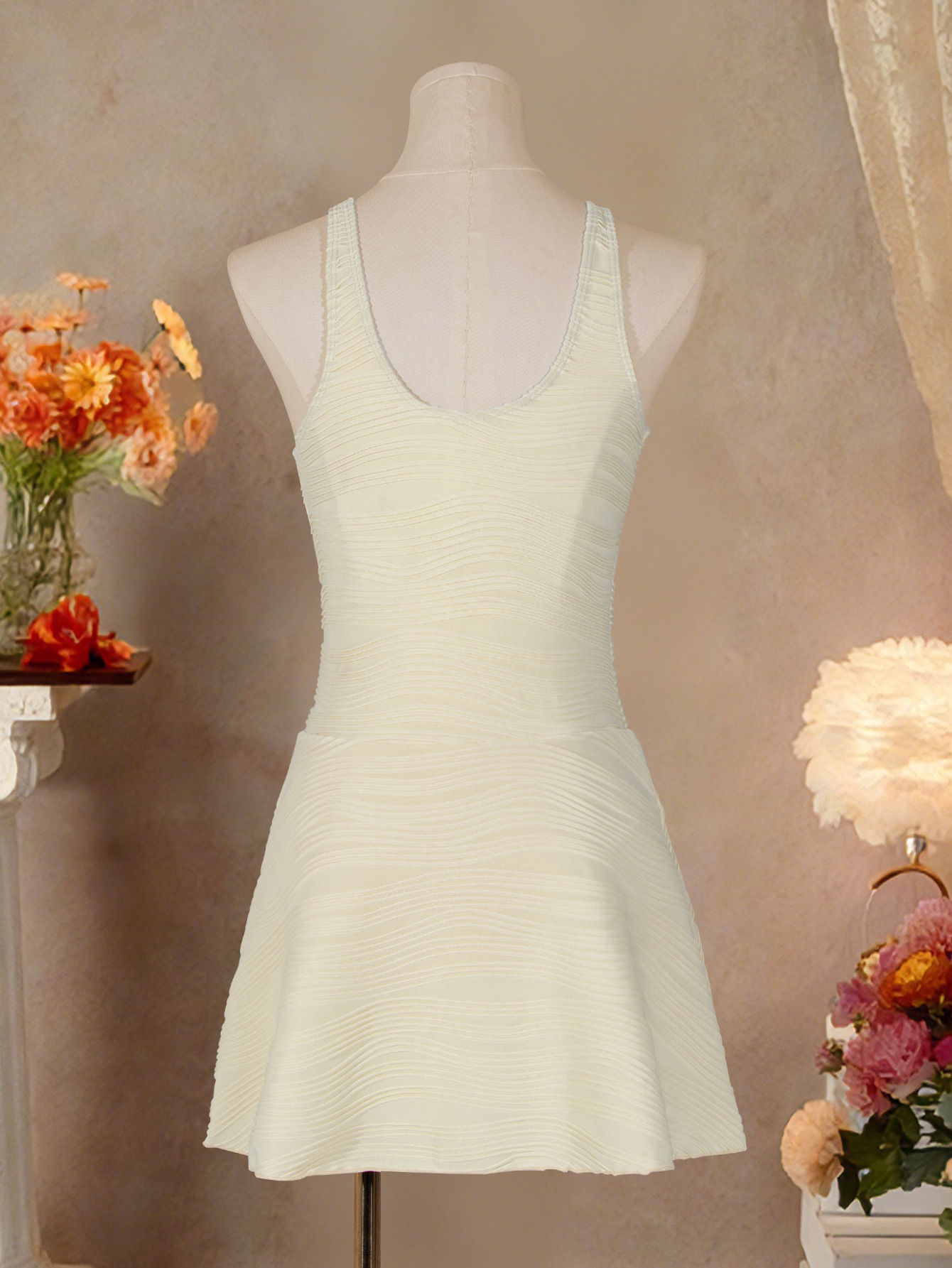 Buy Women's Clothing Online | Buy Trending Dresses for Women