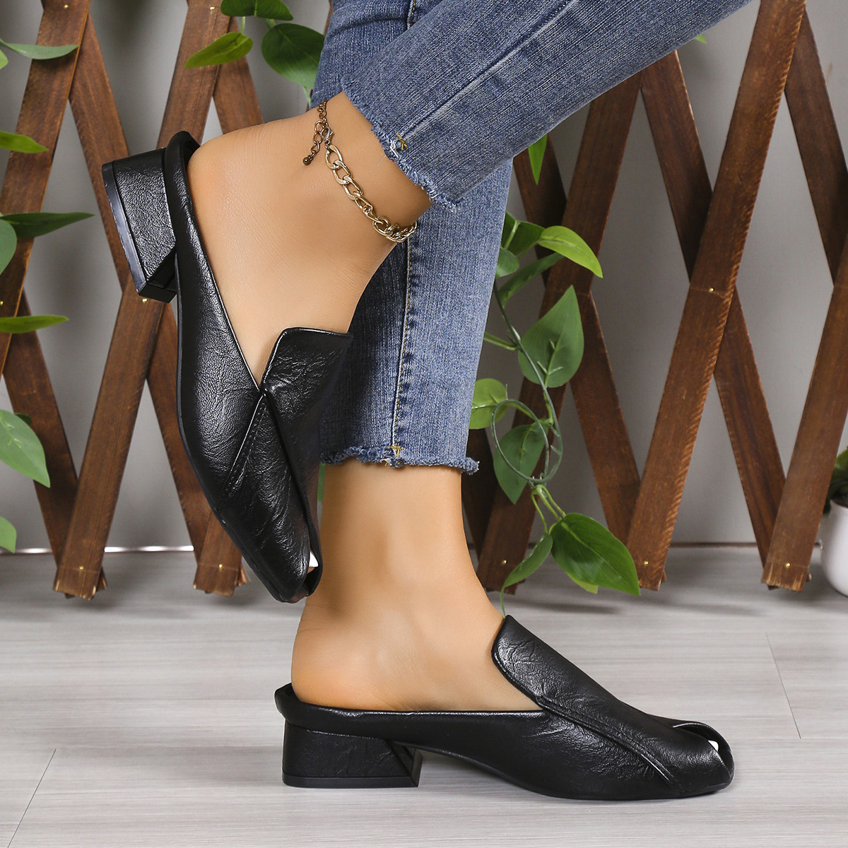 Square-Toe Mid-Heel Sandals, picture 11 of 11