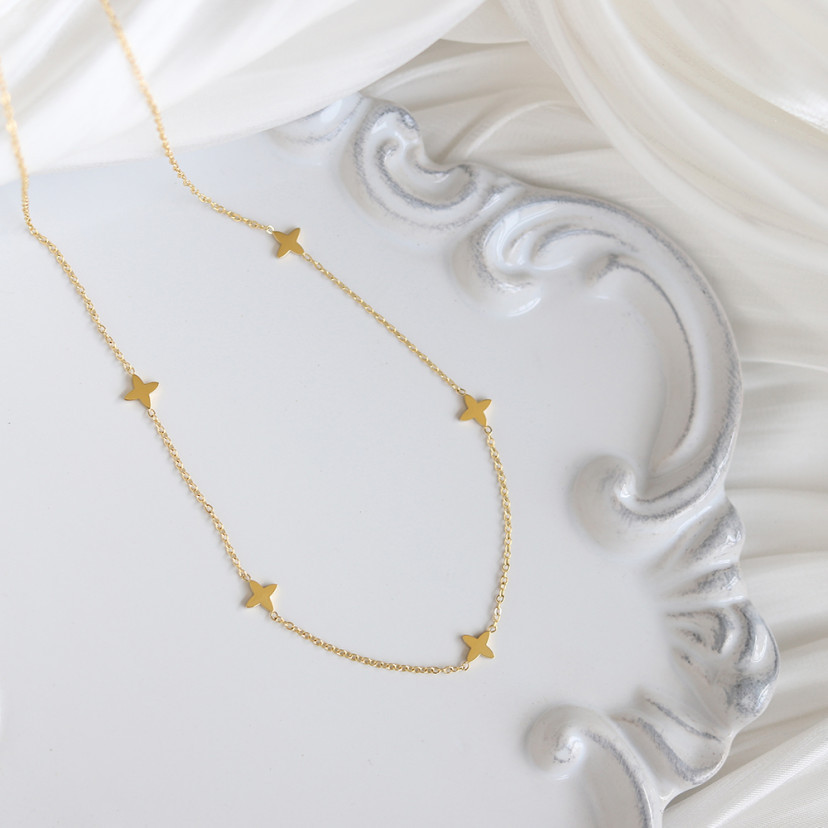 Twin Choker Simple And Compact Necklace