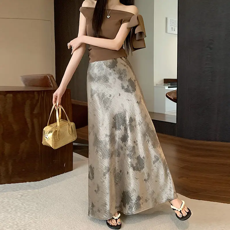 High-waisted Figure-flattering French Retro Satin Sheath Mermaid Skirt