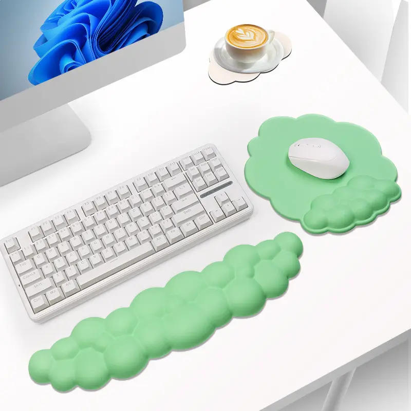 Anti-Slip Cloud Wrist Rest Mouse Pad