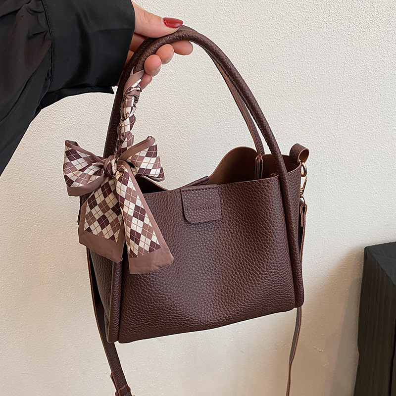 Womens Niche Bucket Bag For Spring And Summer