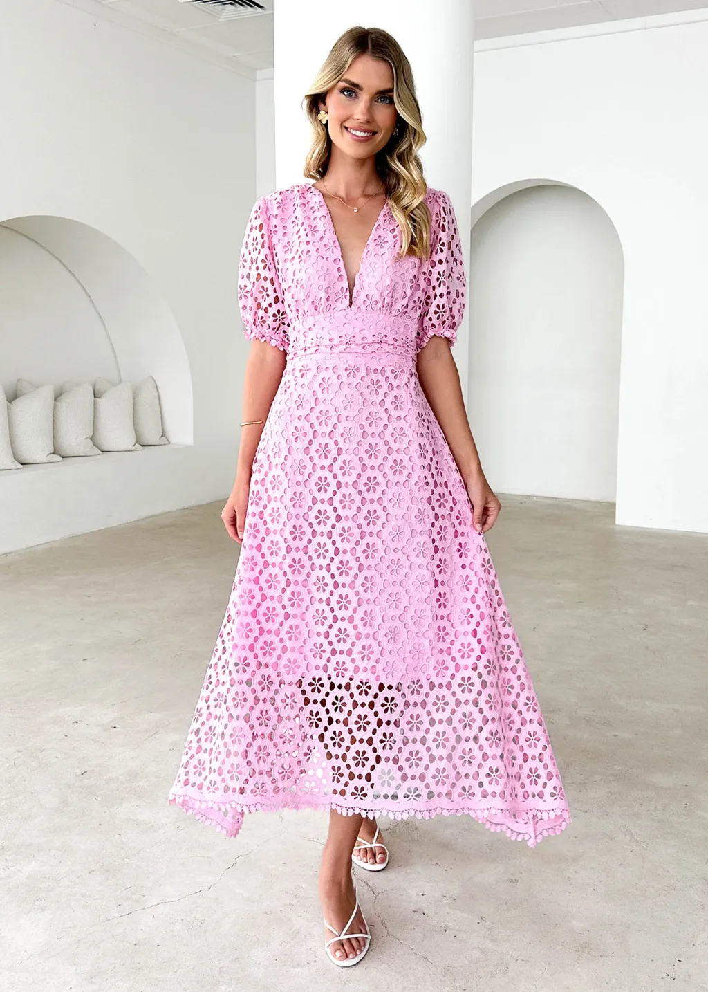 V-neck Sexy Waist Solid Color Lace Hollow Maxi Dress - Pink