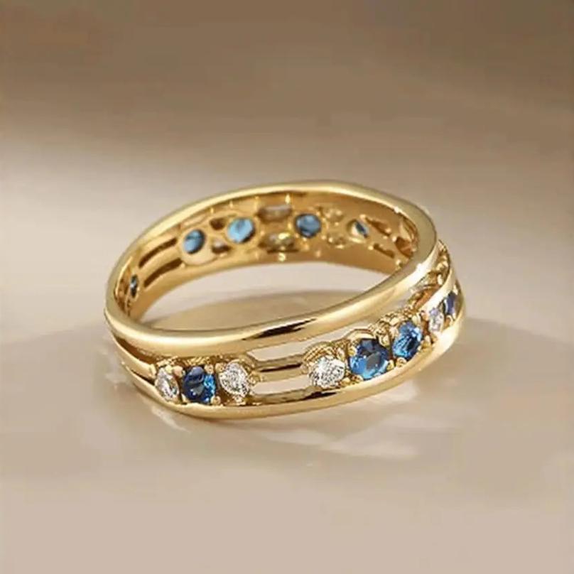 Exquisite Hollow Inlaid Zircon Female Ring