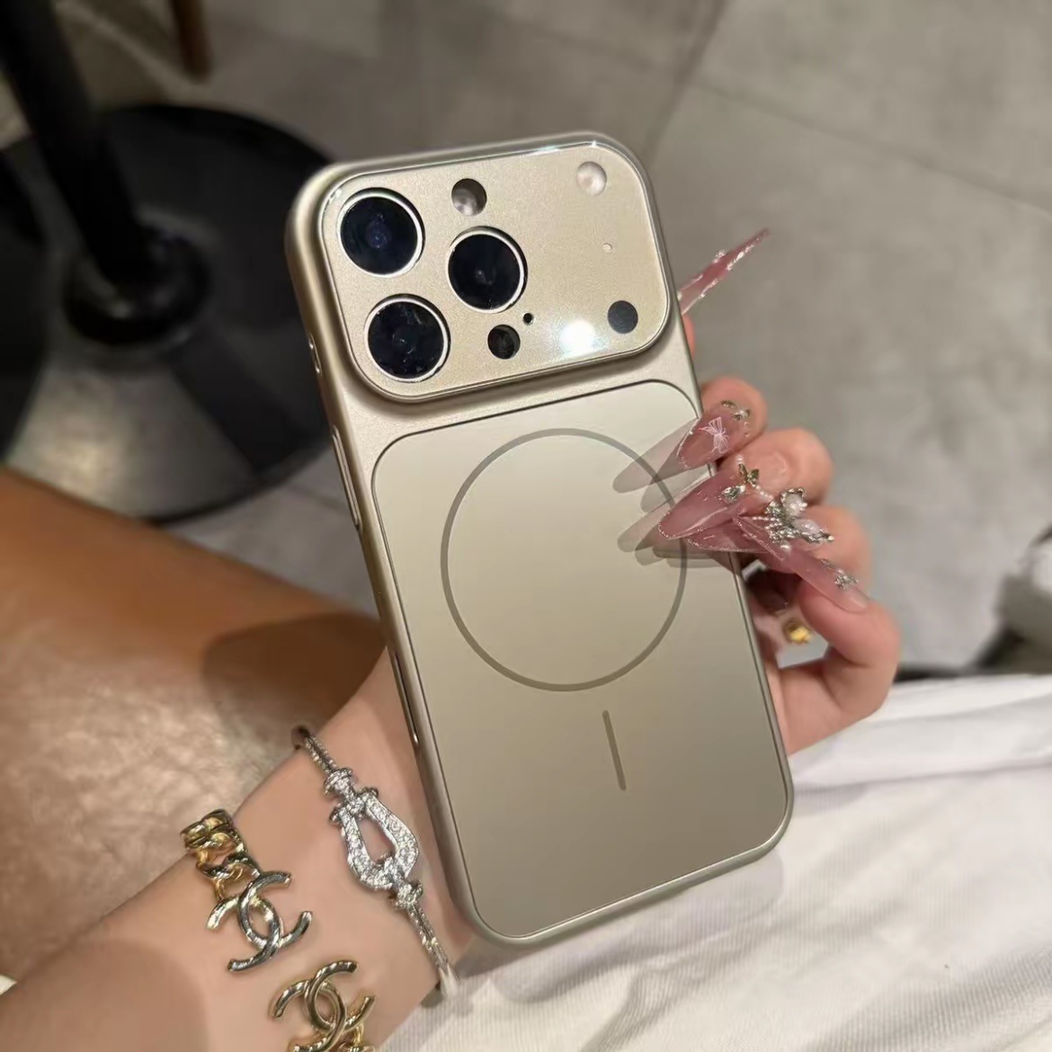 Solid Color All-inclusive Magnetic Phone Case Nano Frosted Glass For Magsafe Phone Case For I Phone 17 Air 16 15 14 13 Pro Max Magnetic Wireless Charge Armor Cover - Image 7