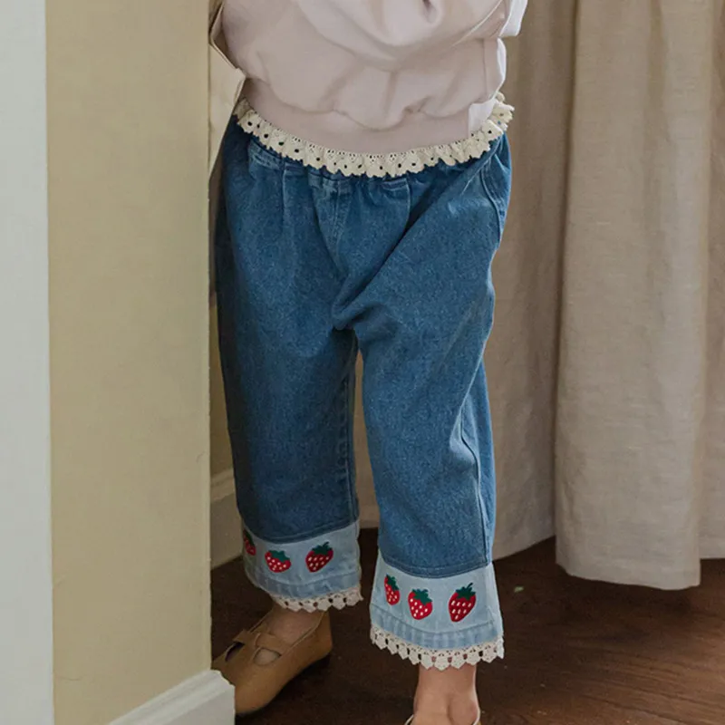 Sweet Lace Patchwork Embroidered Strawberry Casual Jeans