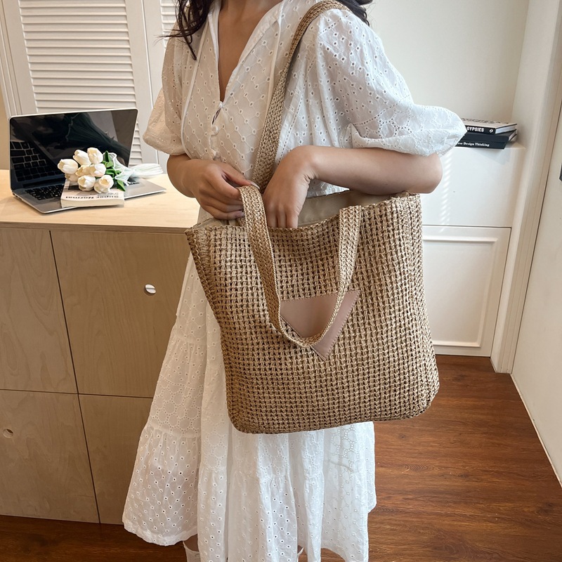 Straw Weave Shoulder Bag, picture 3 of 4
