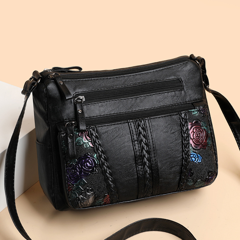 Womens Versatile Minimalist Crossbody Bag With A Large Capacity