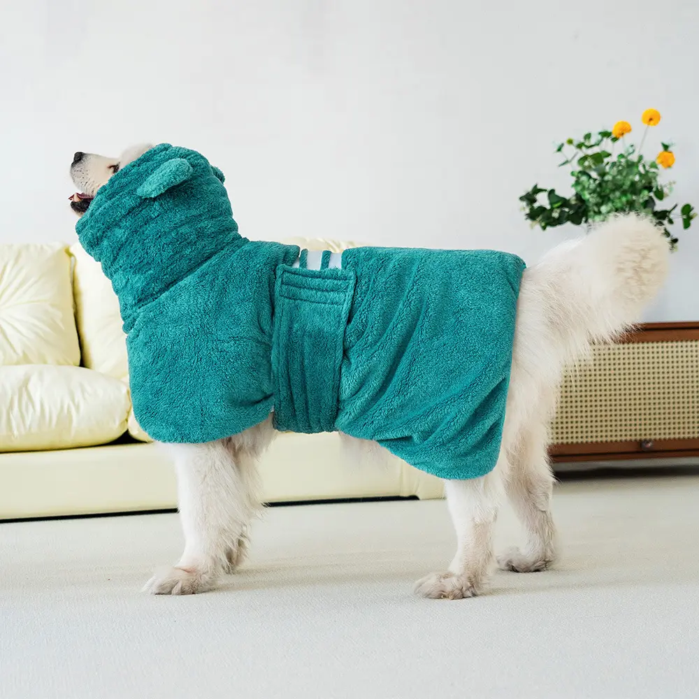New Thickened Dog Bathrobe