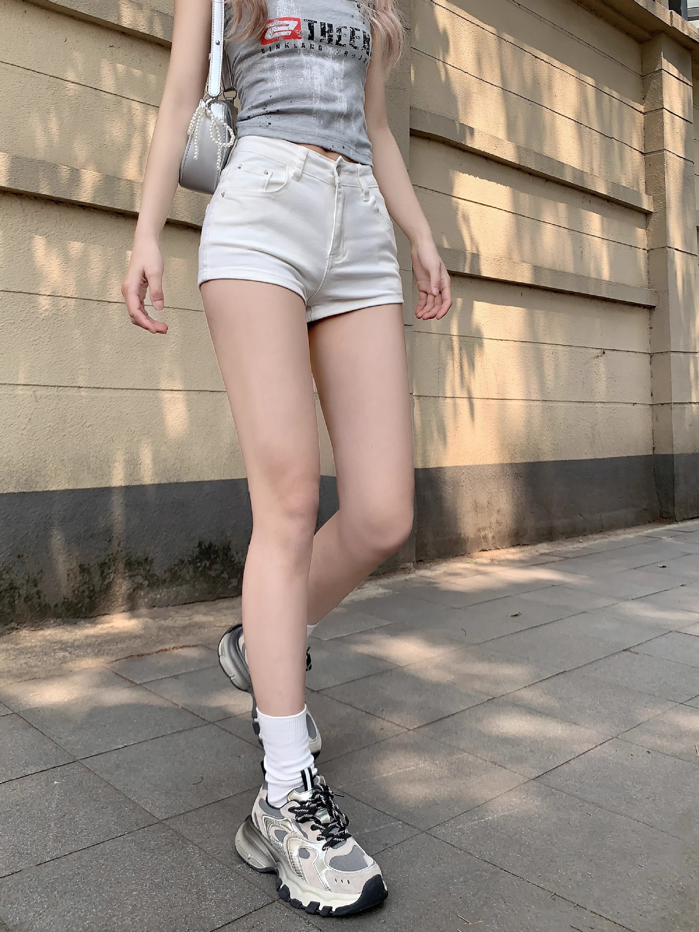 White Denim Shorts Stretchy Low Rise Summer Shorts 13 625c3752 7be8 4803 8914 29436225c037