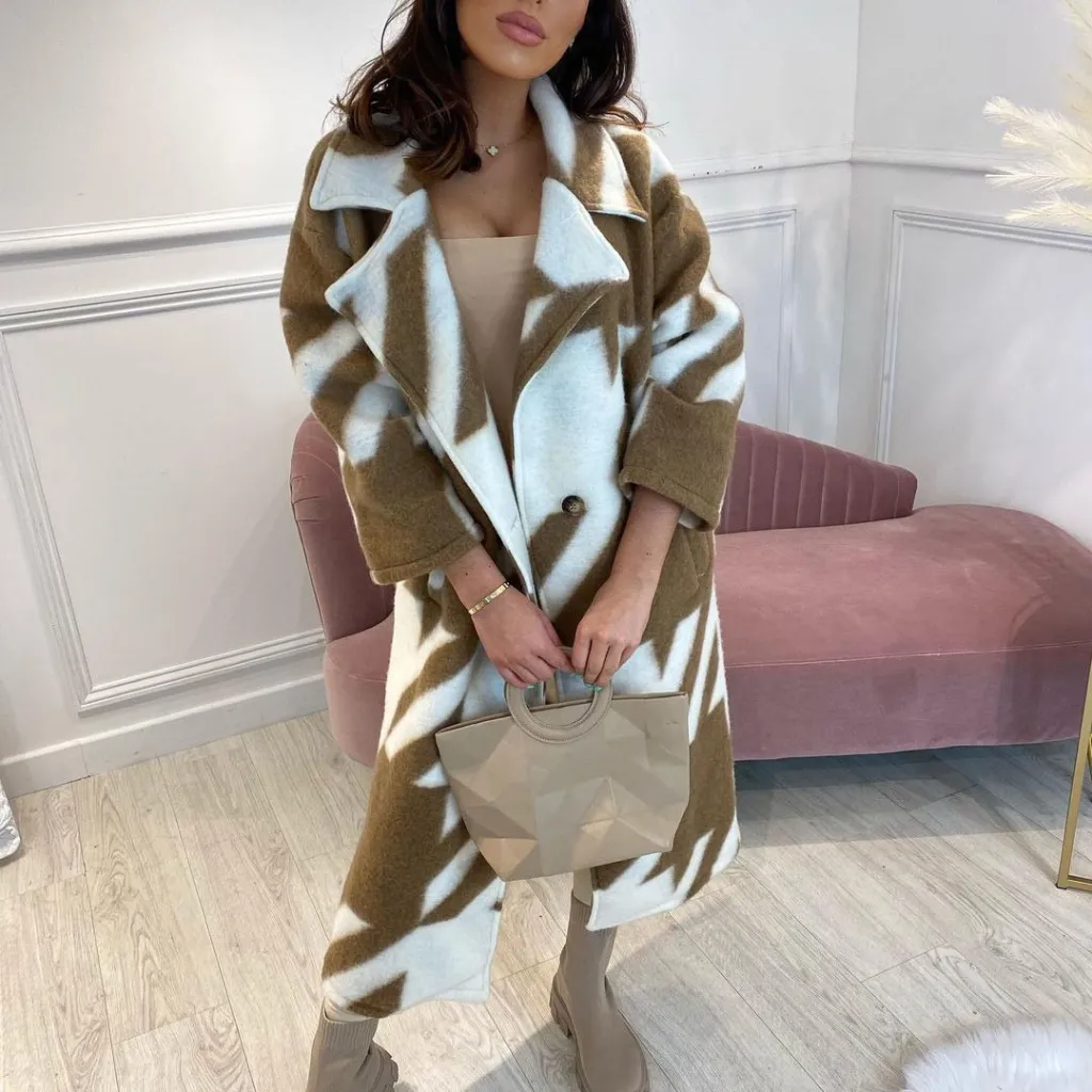 Women's Color Matching Fashion Long Sleeve Turn-down Collar Coat - White Color