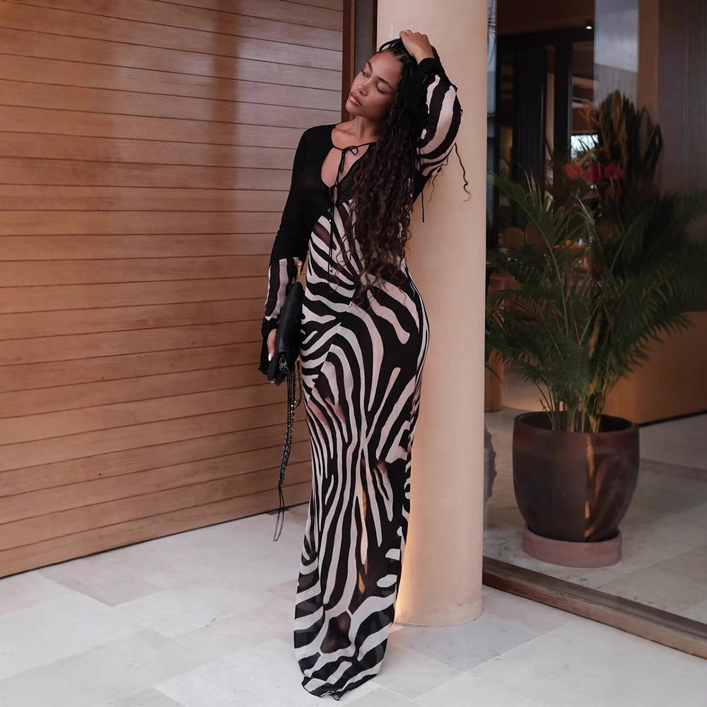 Fashionable Sexy V-neck Slim-fit Dress For Women