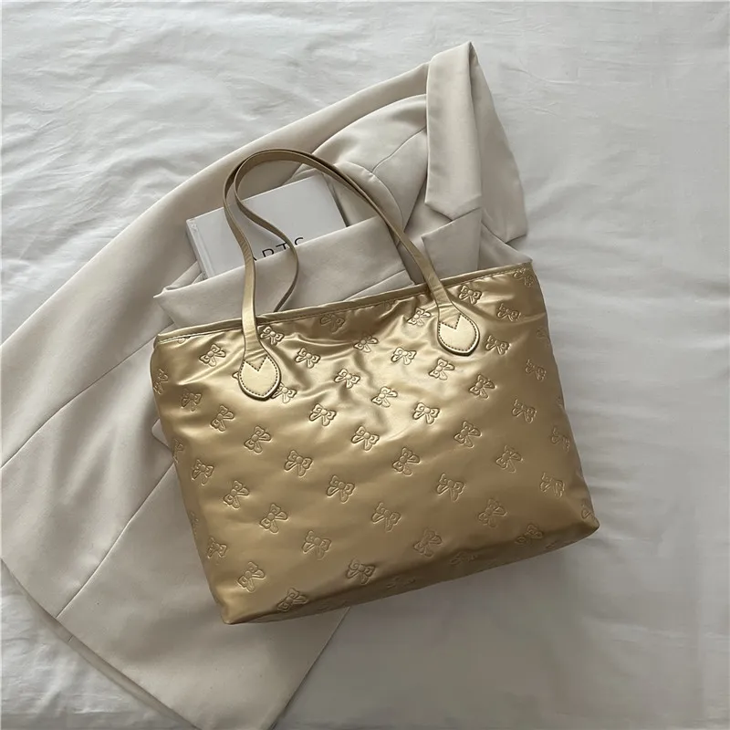 French Retro Simple Embossed Hand-carrying Big Shoulder Bag - Gold