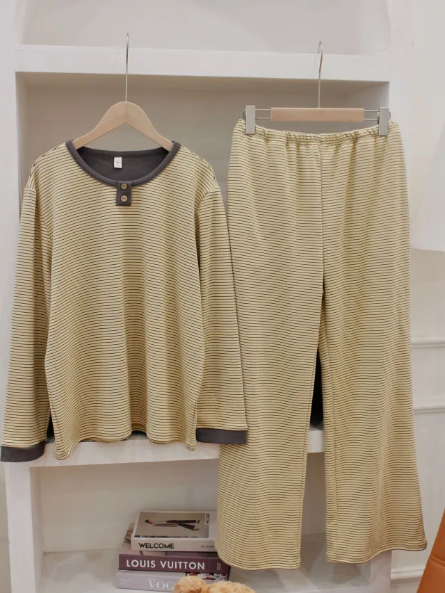 Round Neck Pullover De Velvet Pajamas Women's Autumn Long sleeved Trousers Striped Homewear Suit Beige Striped Suit - Shop at LoveMi