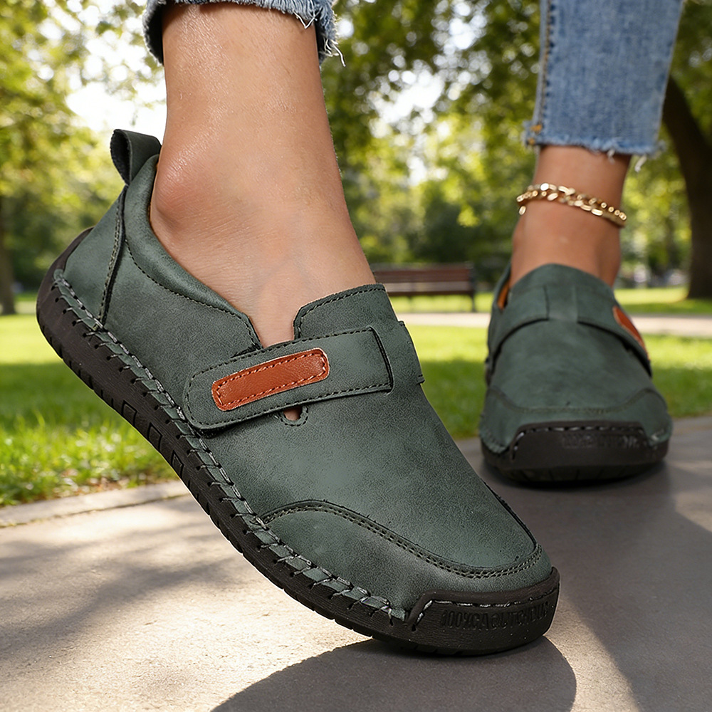 Large-size Women's Casual Leather Shoes