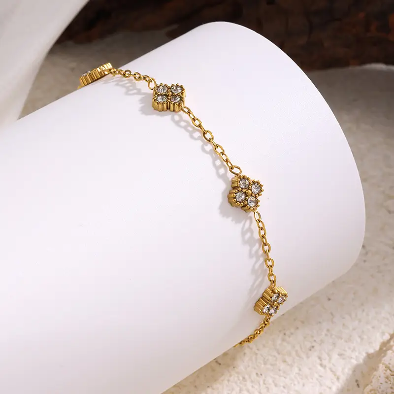 Stainless Steel Women's Bracelet Light Luxury And Versatile