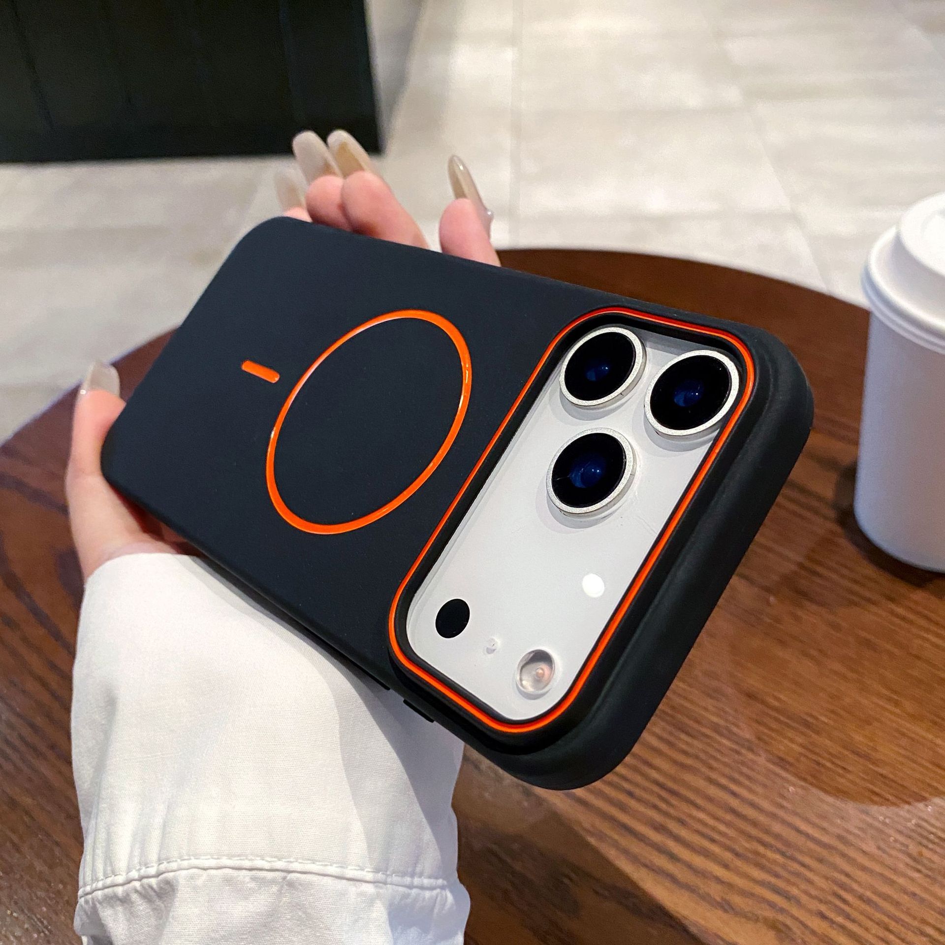 Oil Dripping Fine Circle Frosted Magnetic Suction Phone Case - Image 6