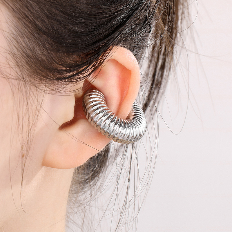 French Style Popular Donut Ear Clip - Image 3
