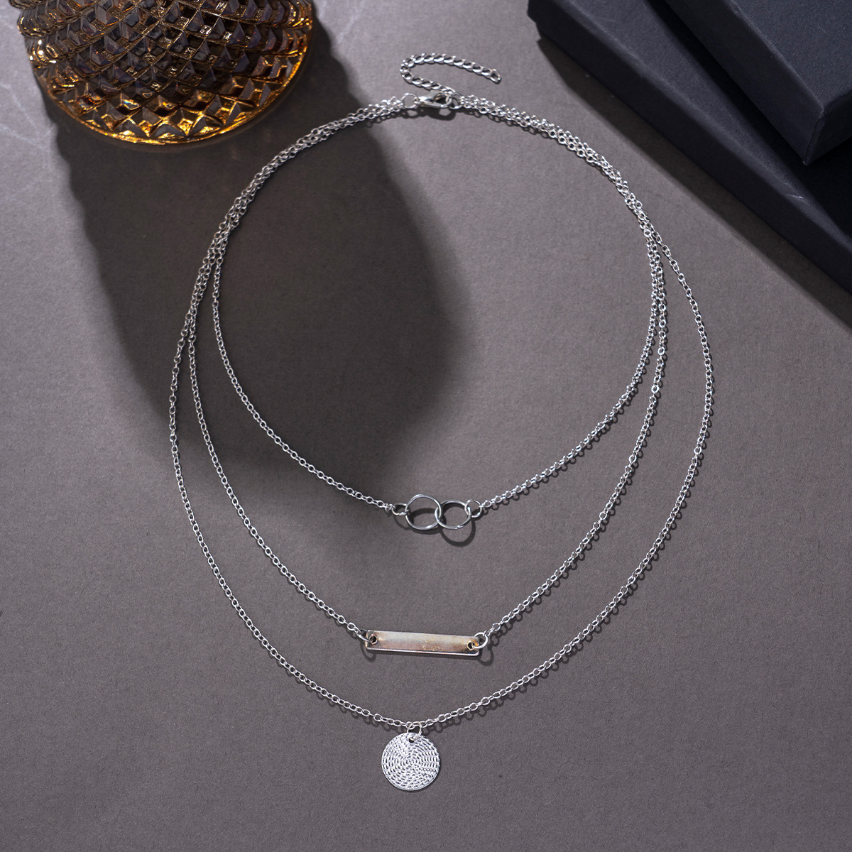 Fashionable Minimalist Multi-layer Rectangular Pendant Necklace