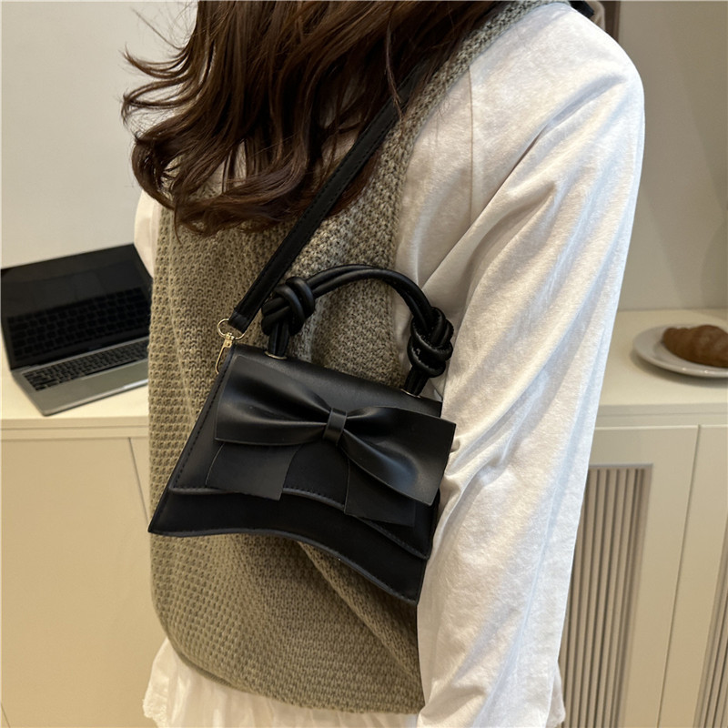 New Stylish Minimalist Solid-color Crossbody Square Bag