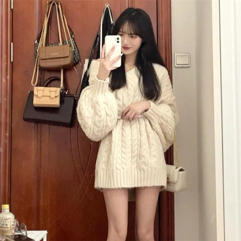 Idle Style Retro Thickened V-neck Loose Sweater - Apricot