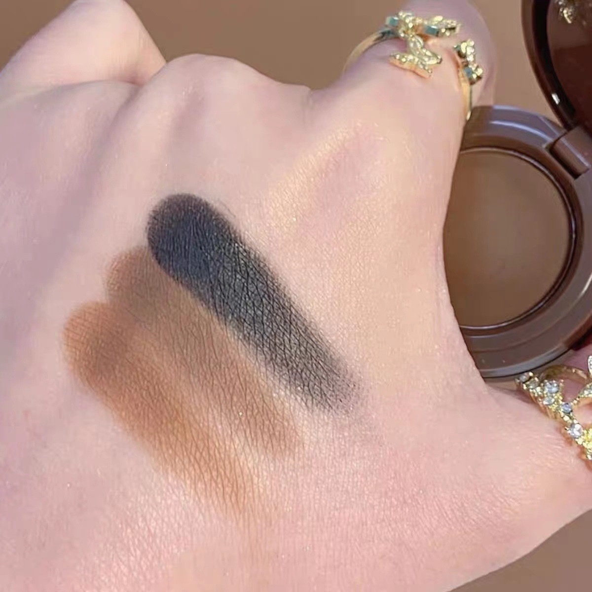 Macaron Three-layer Sandwich Eye Shadow - Image 9