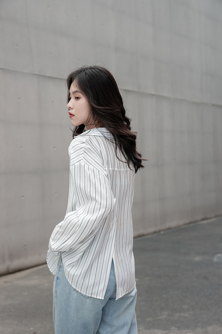 Title 10, Striped Lazy Style Shirt Lapel Is Thin And Long...