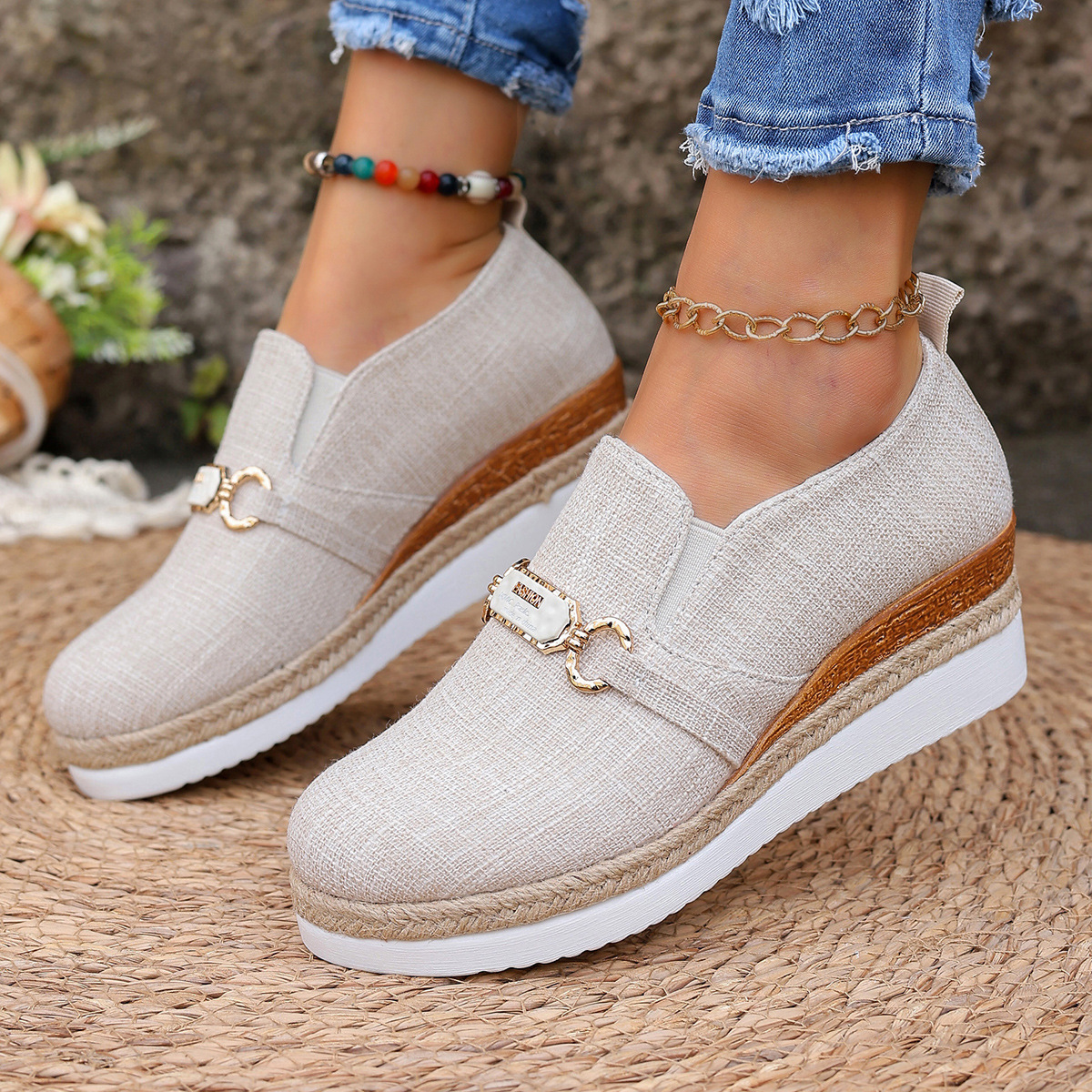 https://cf.cjdropshipping.com/quick/product/63af68c9-0232-450f-970d-a17b9f550c6c.jpg