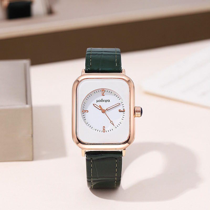 https://cf.cjdropshipping.com/quick/product/63b4ca3c-7b03-4511-8651-e7551bae672b.jpg