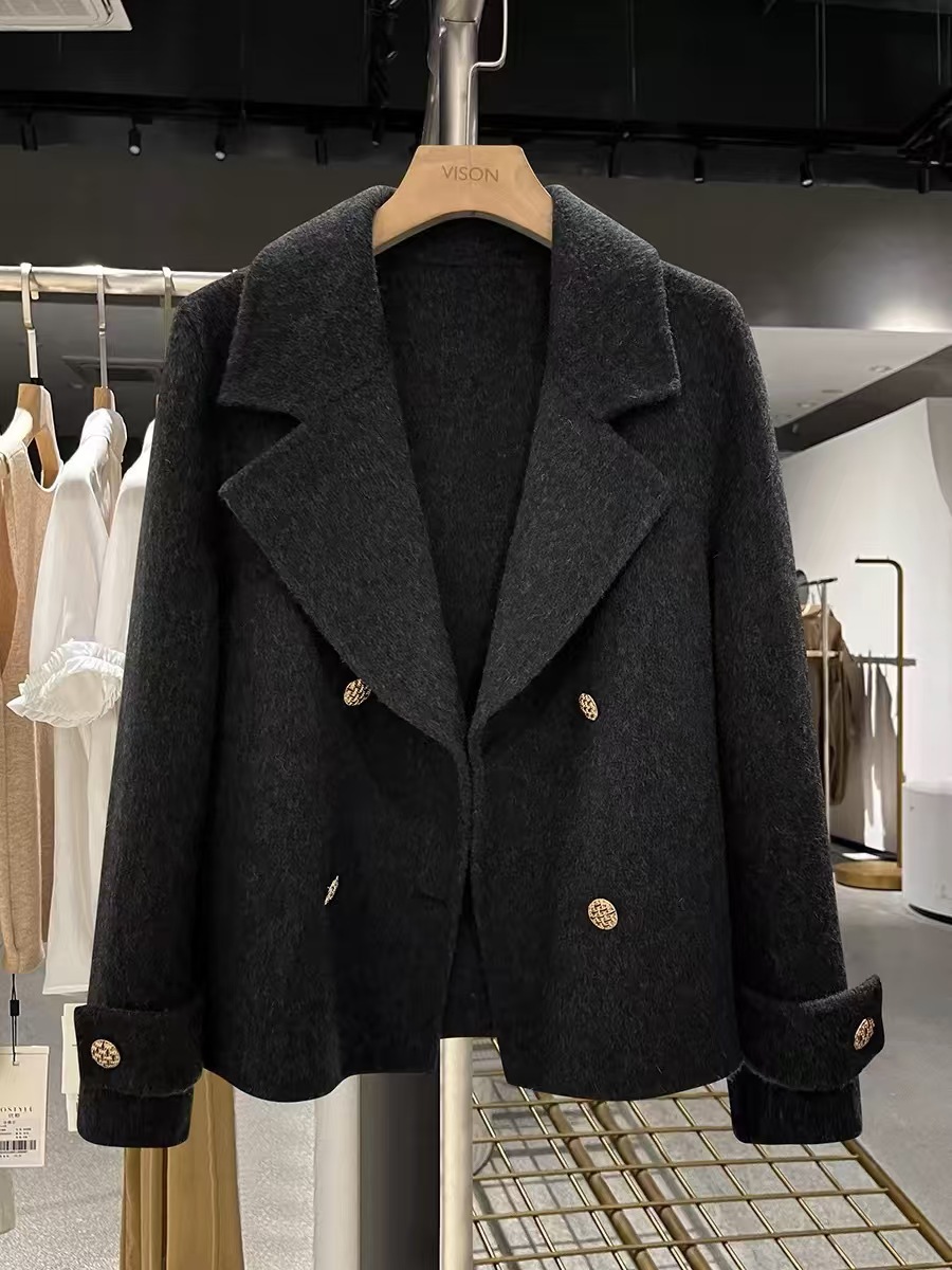 Elegant And Fashionable Wool Coat For Women 6