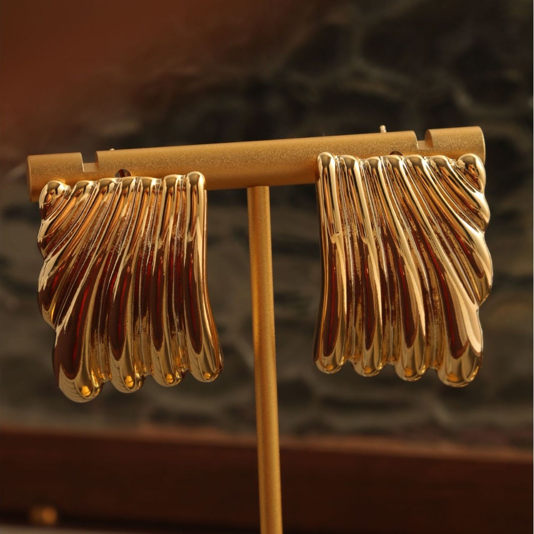 Women's European And American Geometric Pattern Earrings