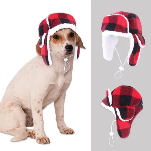 Warm Knitted Pet Hat for Golden Retrievers in Stock