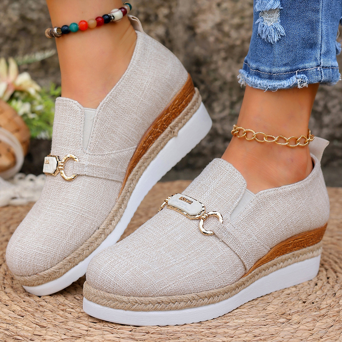https://cf.cjdropshipping.com/quick/product/63d56ea2-f586-4d4d-a433-a6b4387f8d11.jpg