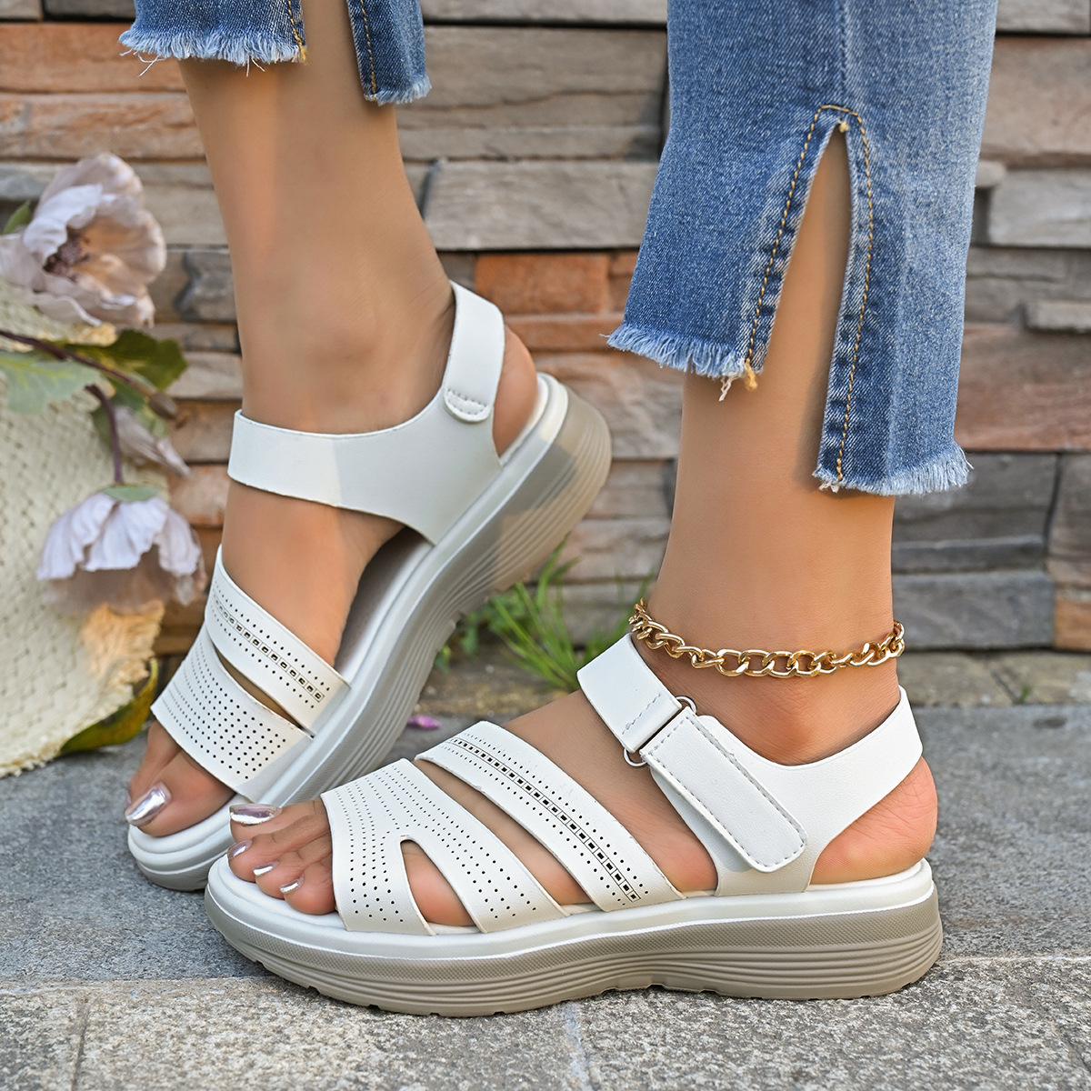 Round-toe Solid-color Womens Thick-soled Sandals