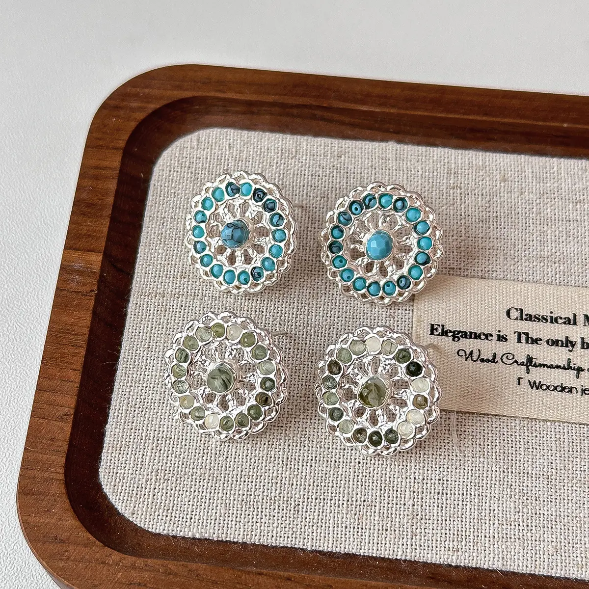 French-style Minimalist Chic Round Hollow-out Stud Earrings