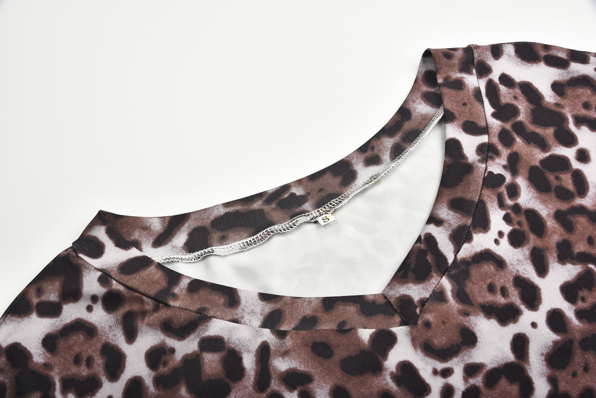 Title 21, Leopard print round neck long sleeves