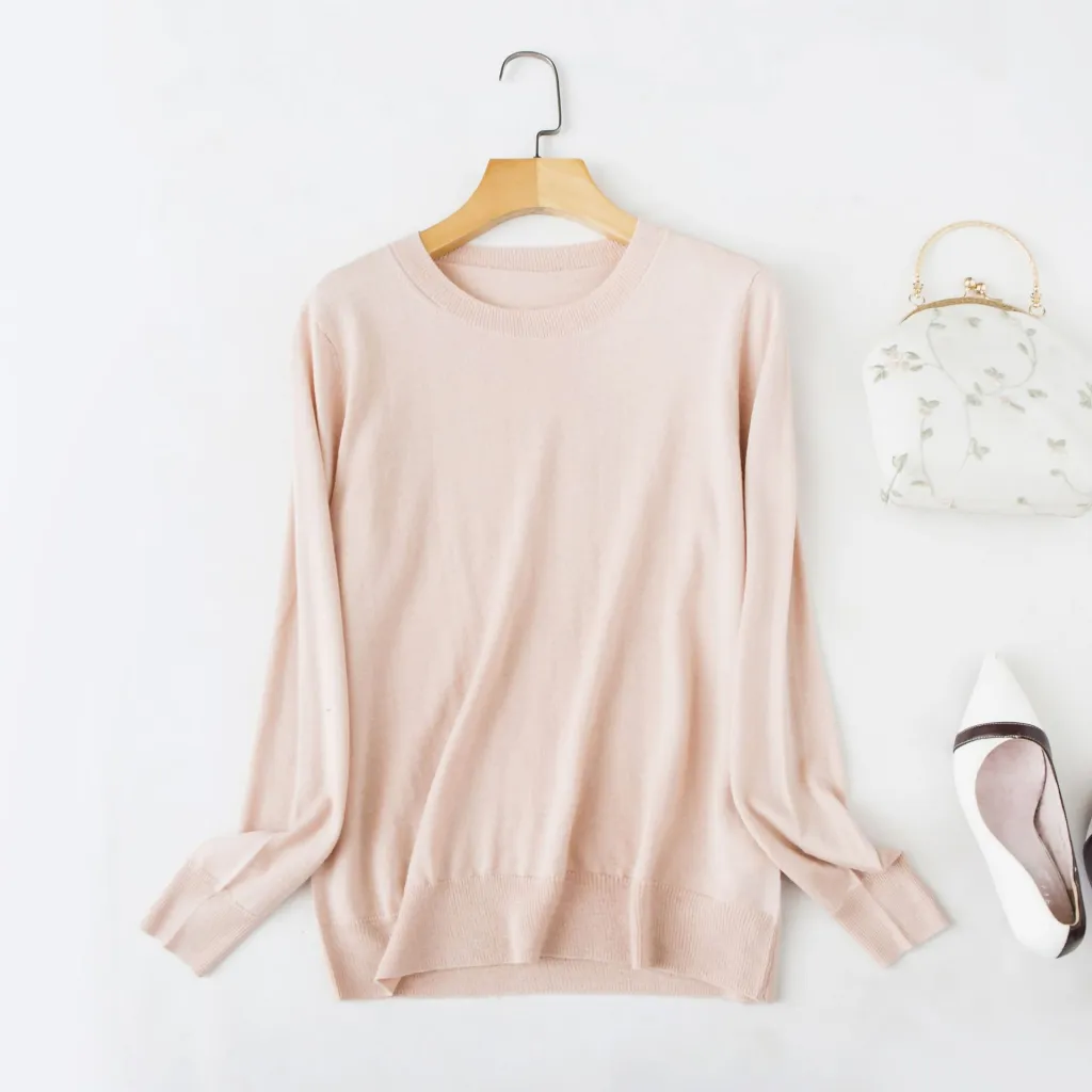 Women's Knitted Long-sleeved Bottoming Shirt - Light Pink