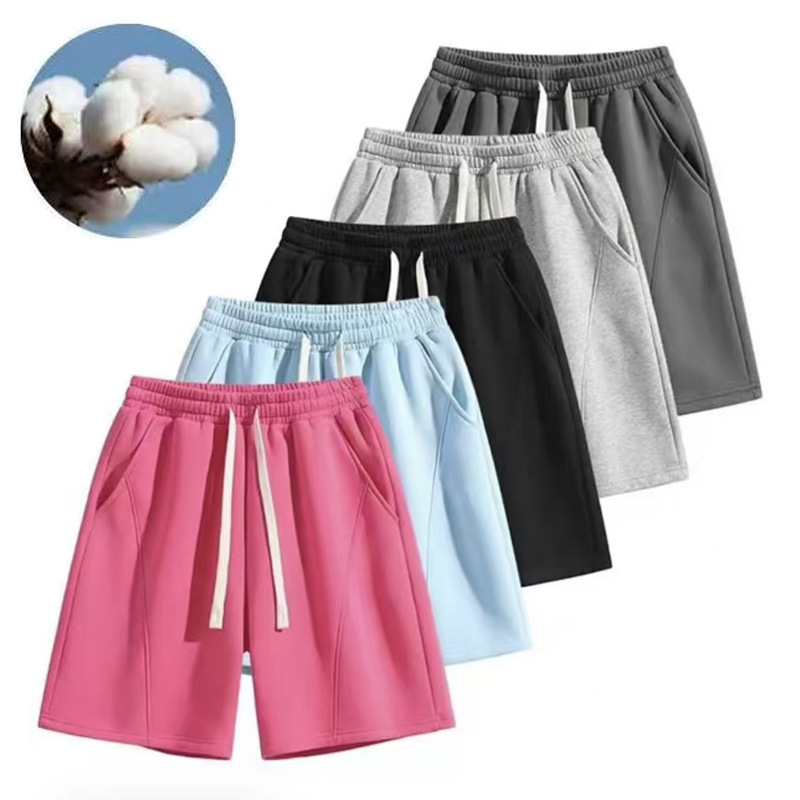 Mens Fully Bordered Loose-fitting Capri Shorts product image
