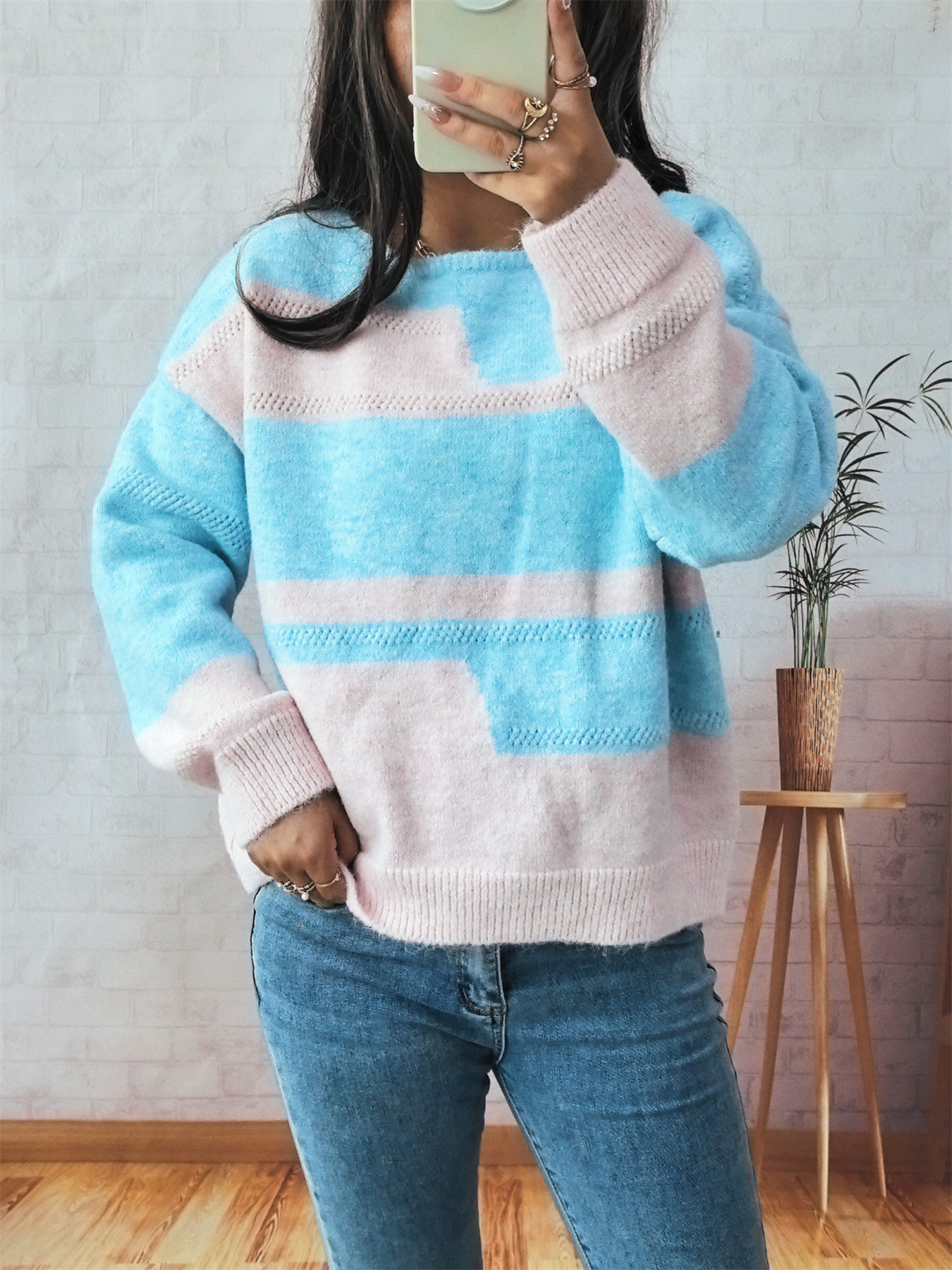 Simple Commute Irregular Contrast Color Round Neck Long Sleeve Sweater