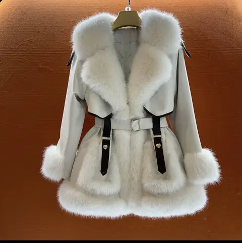 Elegant Big Fur Collar Fur Fur Coat for Women